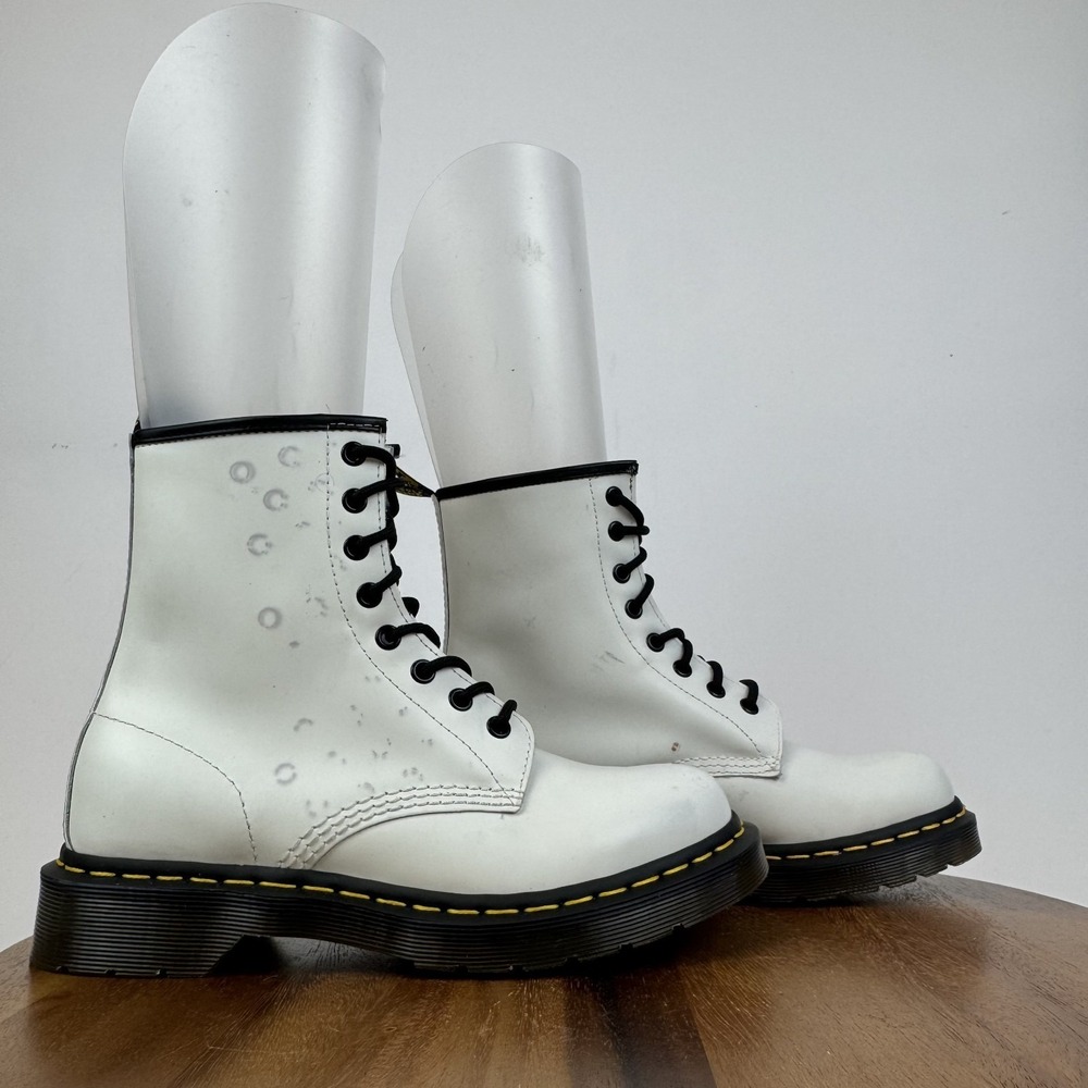 New Womens Dr Martens 11821 White Leather Comfort Ankle Combat Boots Size 8 M